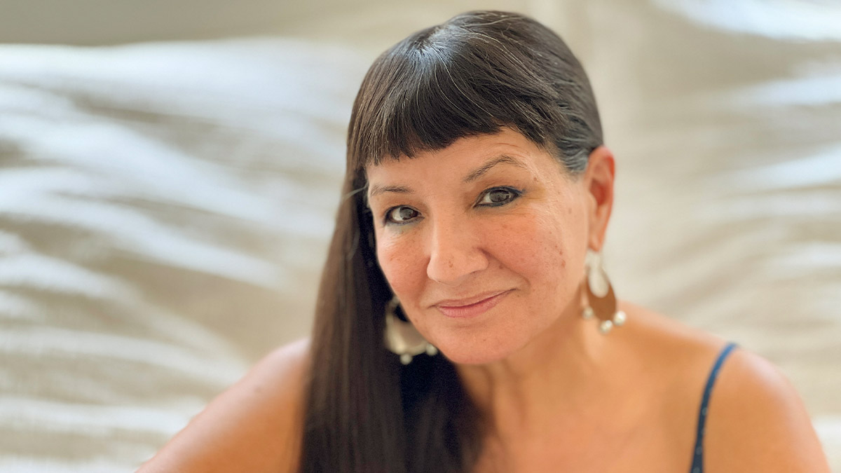 Photo of Sandra Cisneros