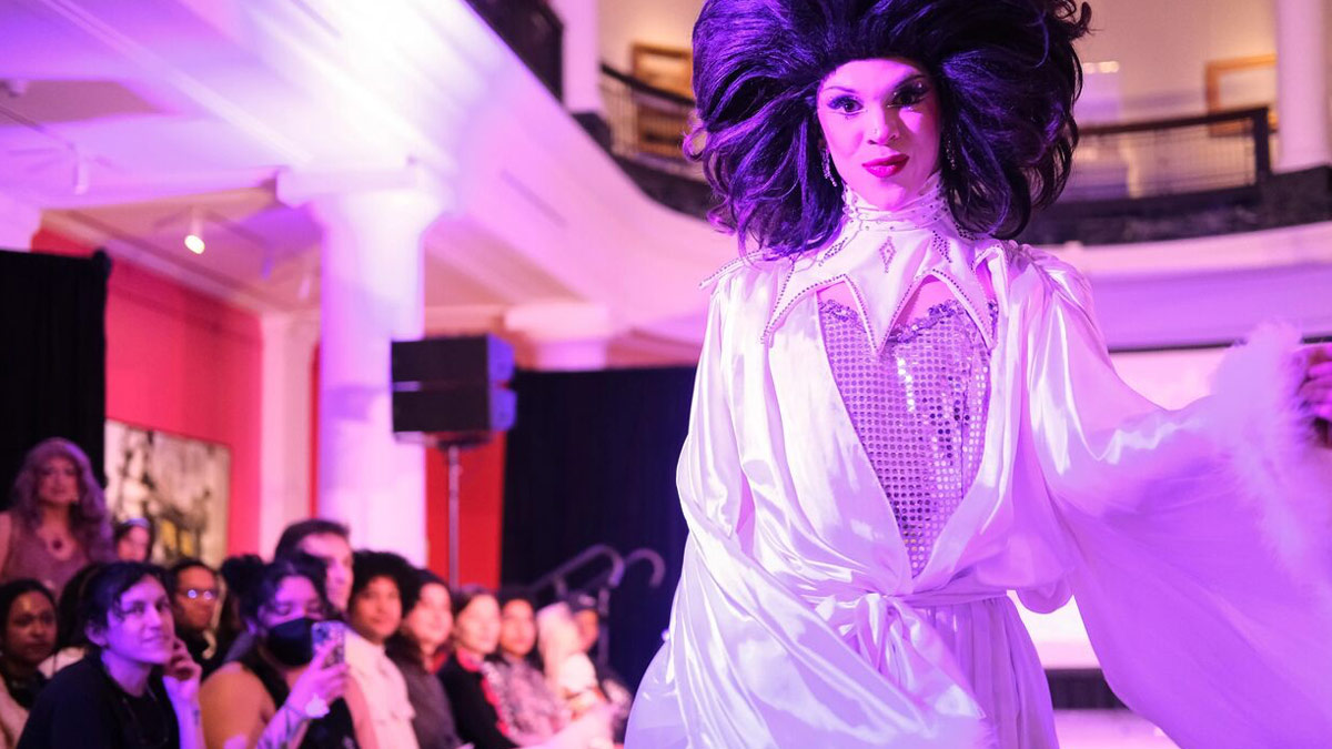 A drag performer at UMMA